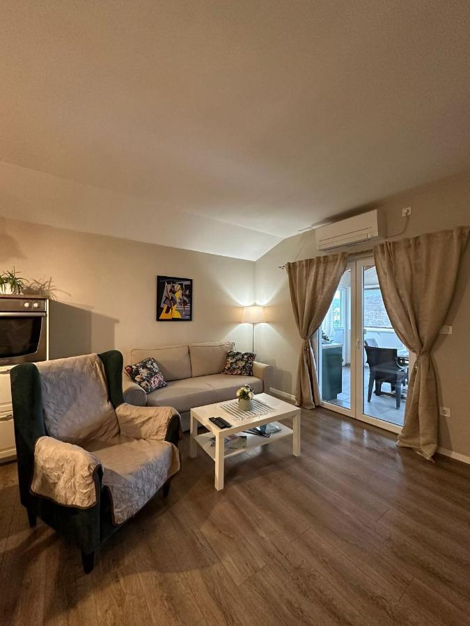 Apartman Lusy Tribalj Exterior foto